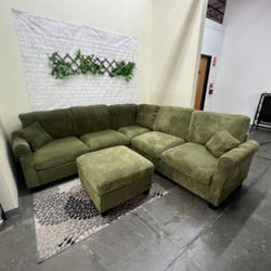Gorgeous Sage Green Sectional Sofa With Ottoman NEW 
