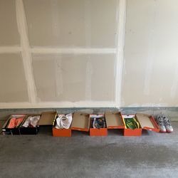 Men’s Basketball Shoes - Size 9-8.5
