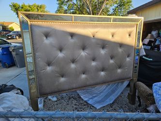 Headboard.