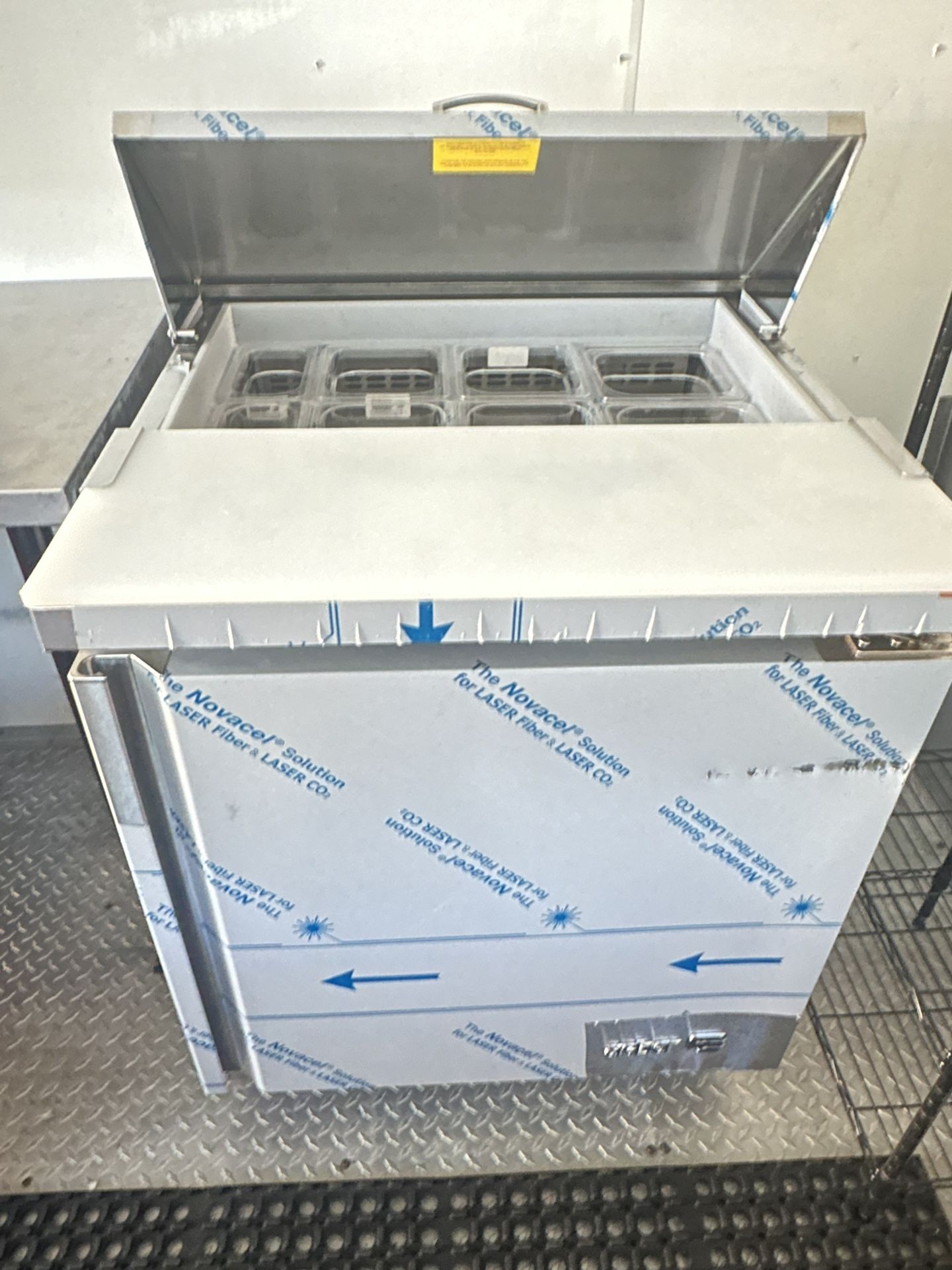 Sandiwich Prep Table and Refrigerator