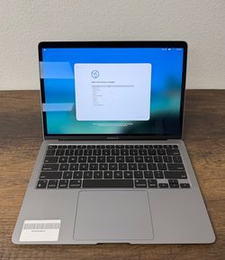 13" MacBook Air M1 8 Core*512GB SSD*8GB RAM