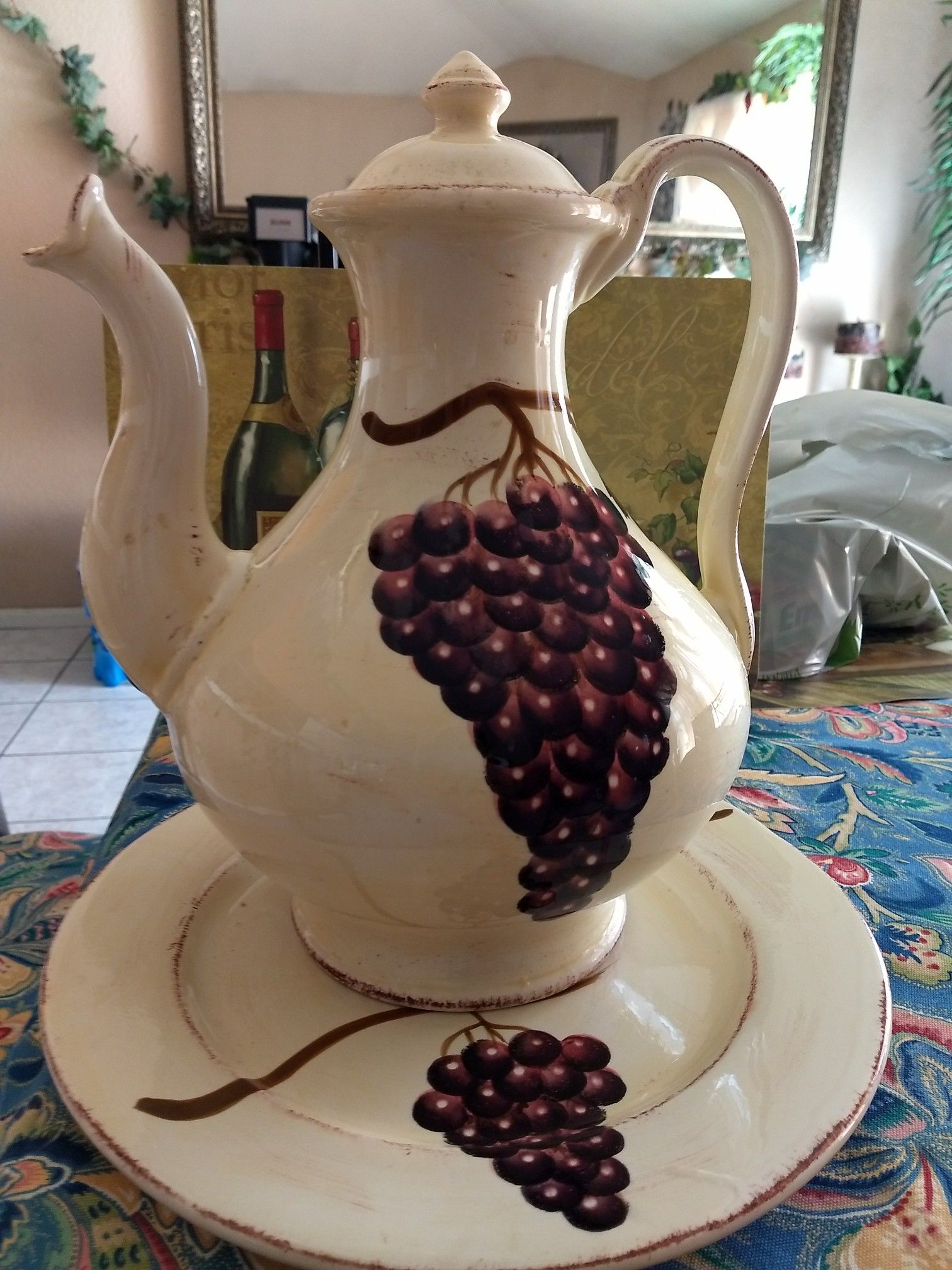 Set de jarron y platon de ramo de uvas