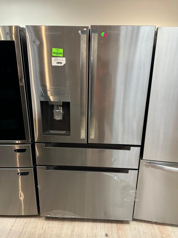MIDEA MRQ22D7AST 21.6cu ft Refrigerator for Sale in North Las Vegas