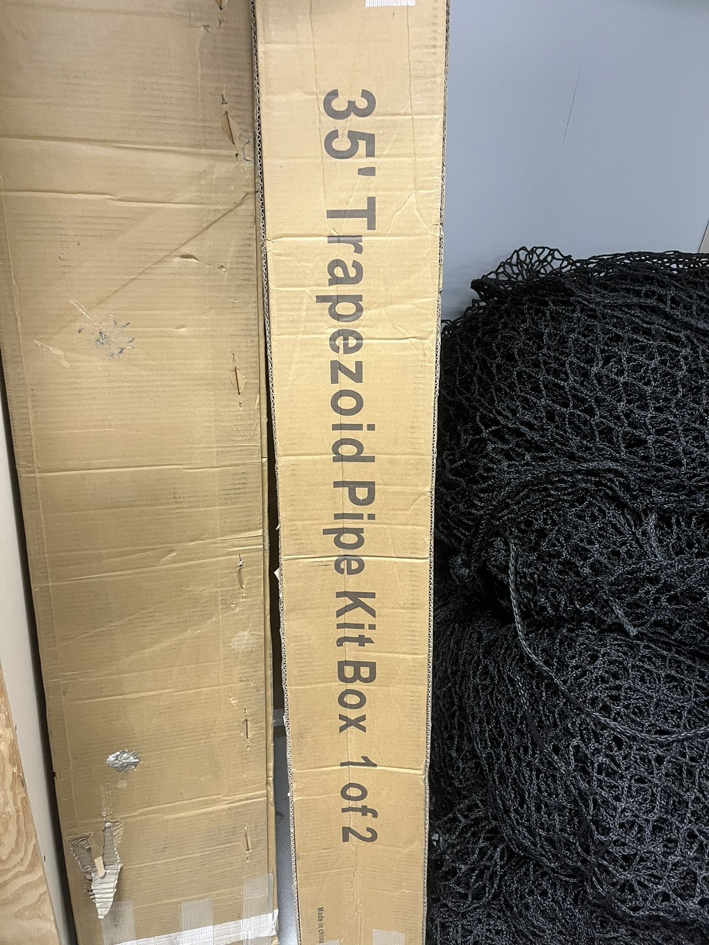 35' Trapezoid Pipe Kit Box