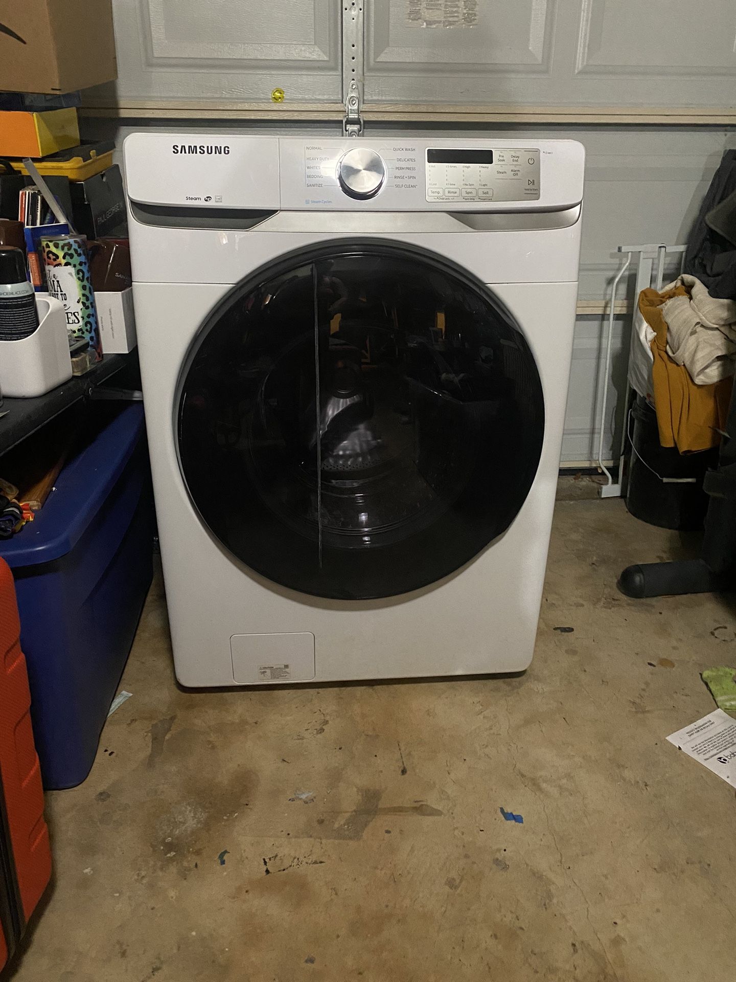 Samsung White 4.5 cu. ft. Front Load Washer with Steam (WF45R6100AW/US