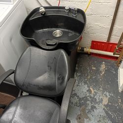 Hair Washing Station New In The Box Full Kit