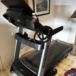 Nordic Track Treadmill With Incline 