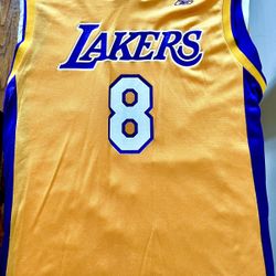 # 8 Lakers Kobe Bryant - Reebok Jersey Medium 