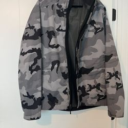 Men’s North Face Rain Jacket 
