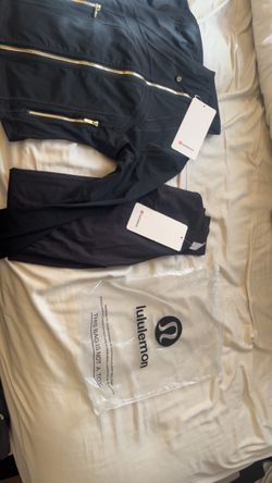 Black lululemon *Nulu set