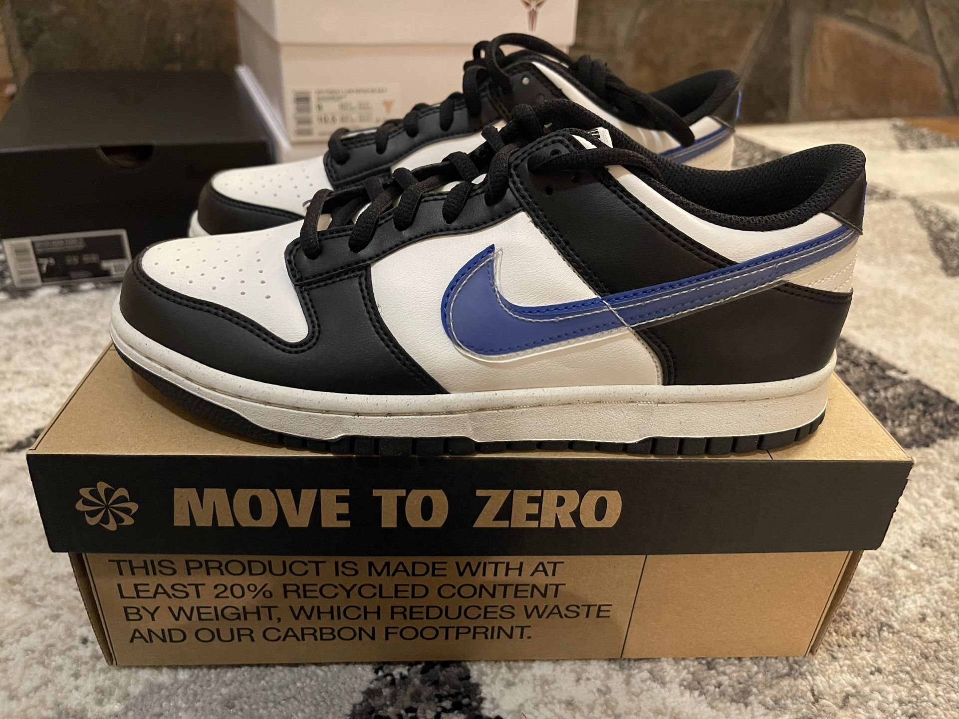 Nike Dunk Low NN GS Panda/Blue&clear Swoosh 4Y