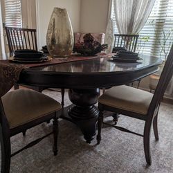 Wooden Dining Room Table With Chairs 