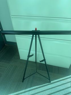 Telescopic Easel