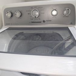 May Tag  Washer And Gas Dryer  