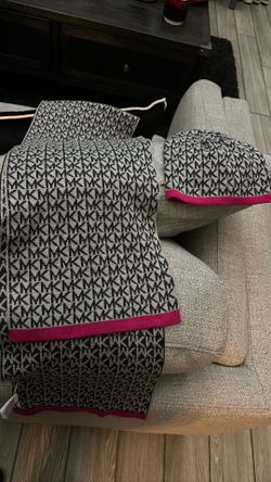 Michael Kors, Scarf, And Beanie