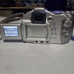 Camara Canon ultrasonic is working