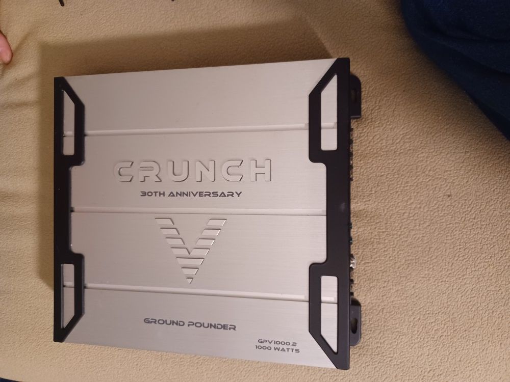 Crunch 30th Anniversary  GROUND POUNDER