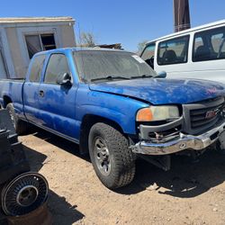 2006 GMC Sierra For Parts 