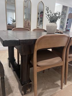 Negotiable - Restoration hardware chairs and pottery barn extendable table