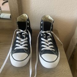 New Converse Chuck Taylor All Stars Size 9.5
