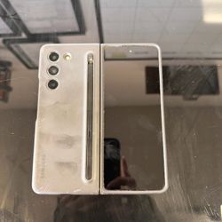 Galaxy Z Fold5 