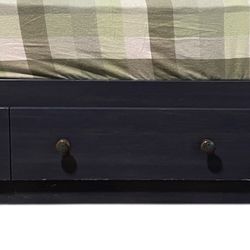 Twin Size Bed with 3 drawers