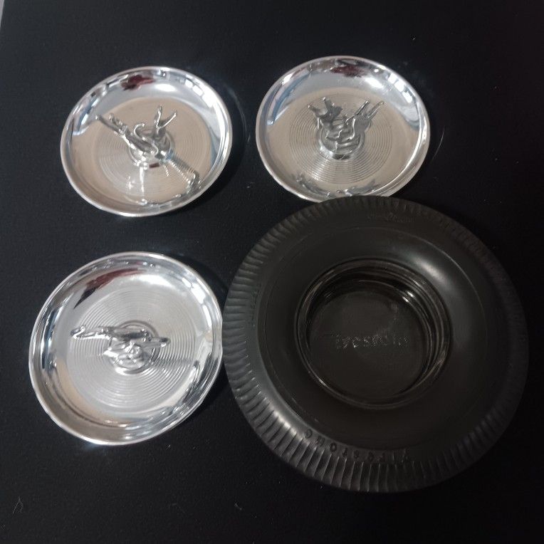 Vintage Ashtrays Lot