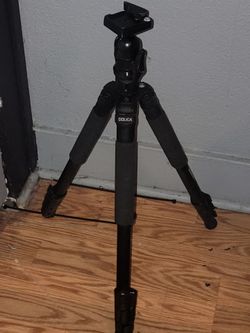 DOLICA Proline Tripod