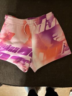 Girls Nike shorts size medium 10/-12 years old new