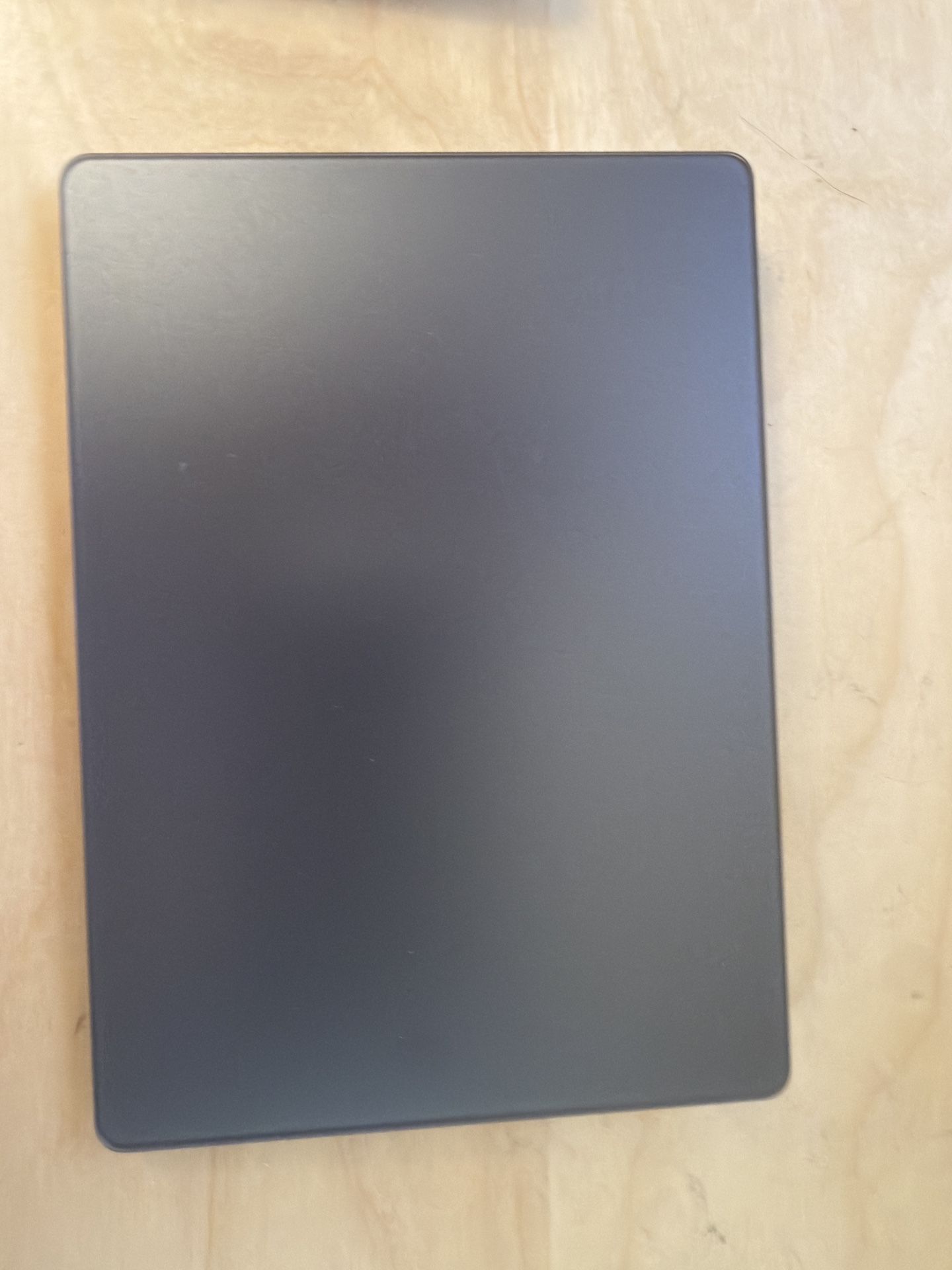 Apple Keyboard And Trackpad Lightning Connection