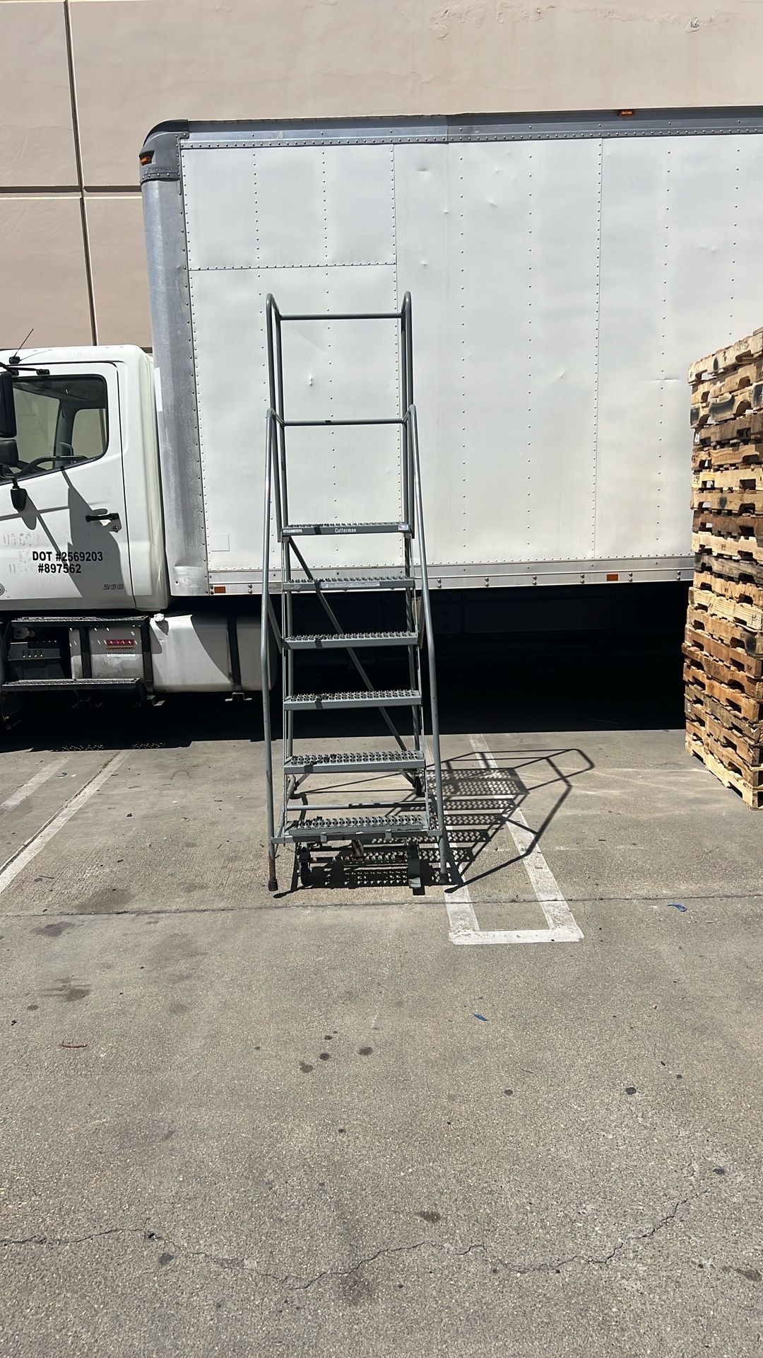 Rolling Ladders