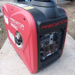 GENERATOR PREDATOR 2000 ONLY USED 2 TIMES