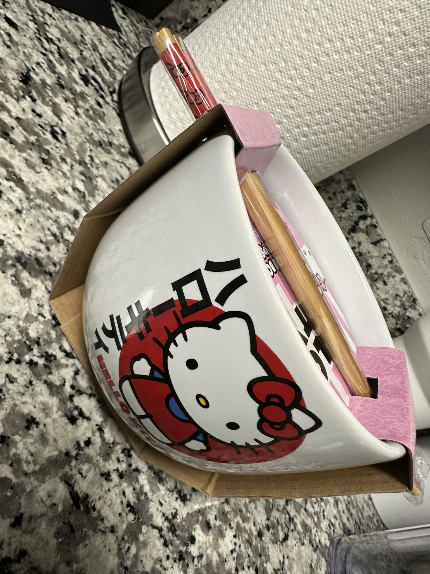 hello kitty ramen bowls