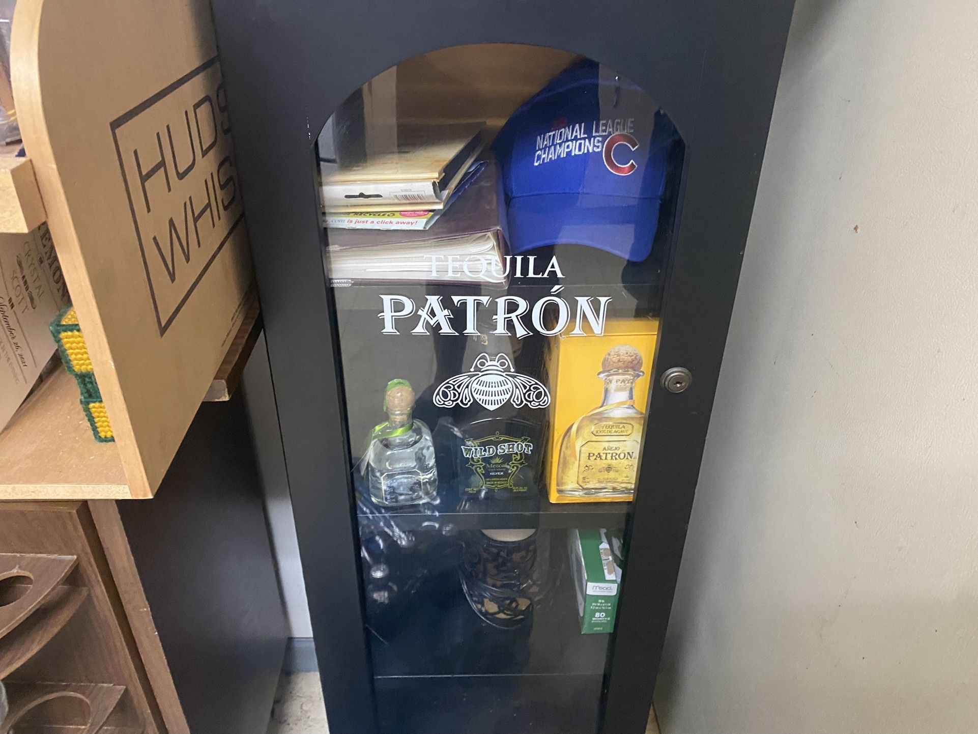 Patron Cabinet With Lock Obo