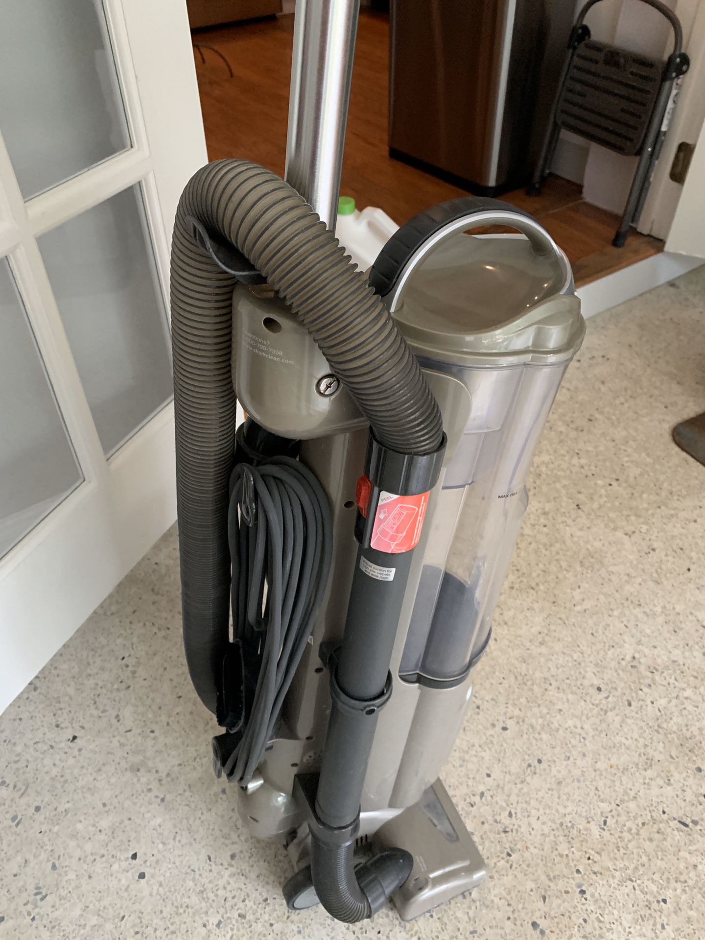 Shark standup vacuum