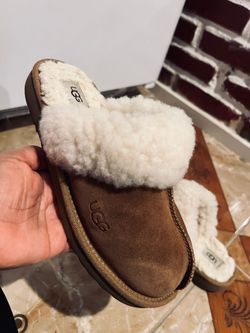 Ugg Big Kids Slippers