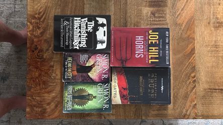 Horror/spooky books