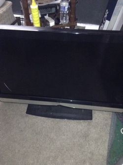 Vizio 40in does not come with power cord