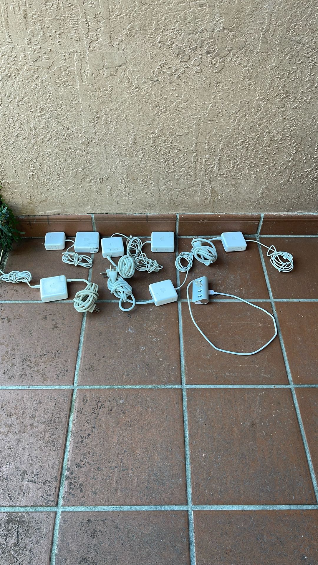 Bundle Apple MagSafe 2 Power Adapters $99 Firm