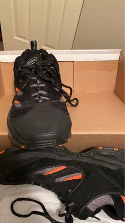 Motorcycle riding shoes