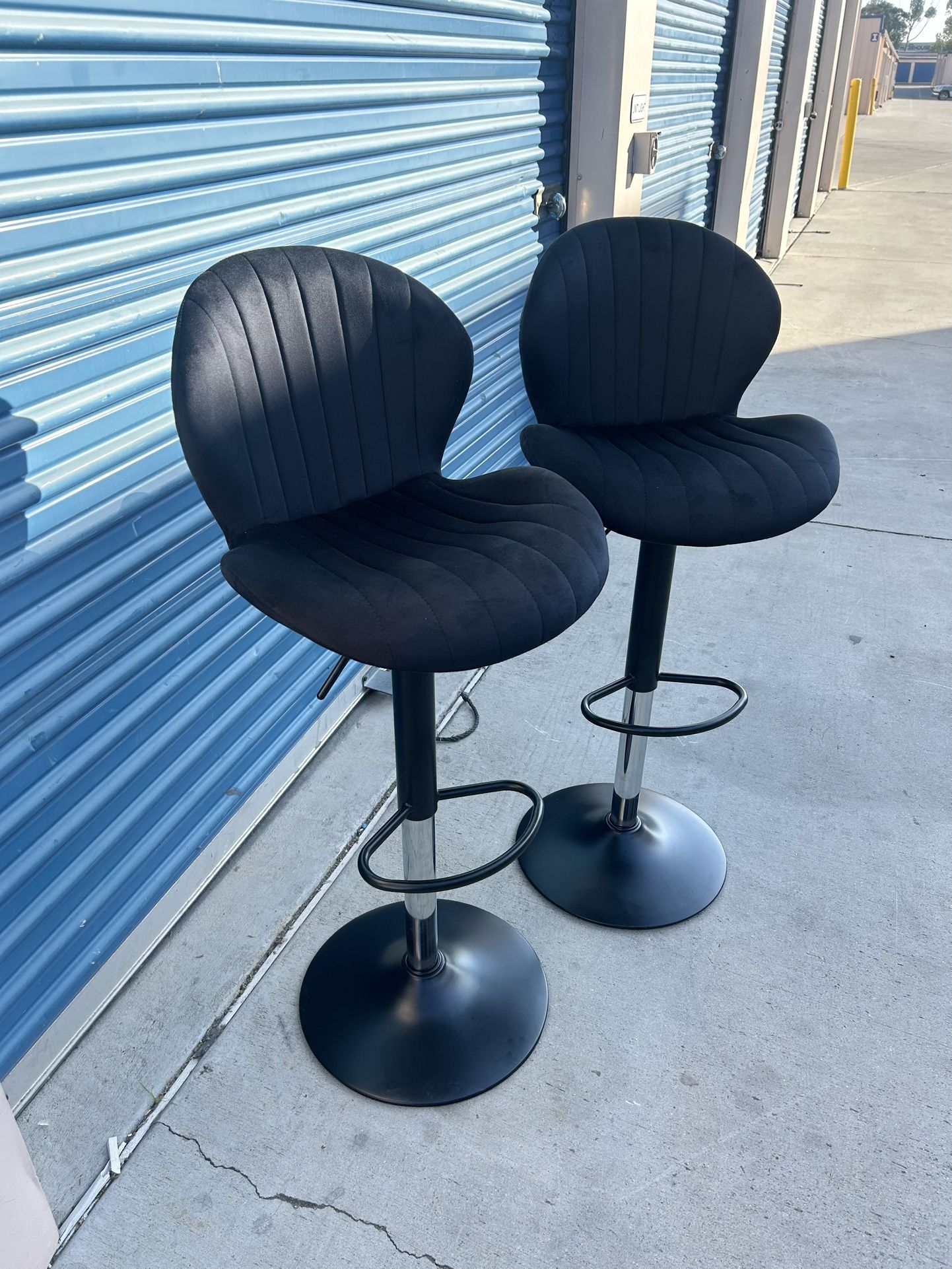 Modern Adjustable Bar Stools (Set of 2) – Velvet Seats