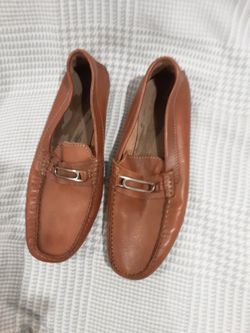 Mens tan leather loafer driving shoes size 9.5