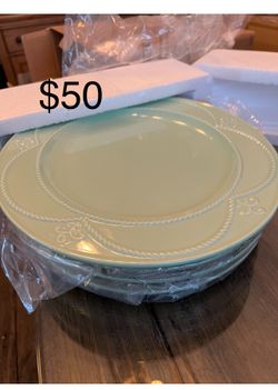 Set Of 4 Green Plates