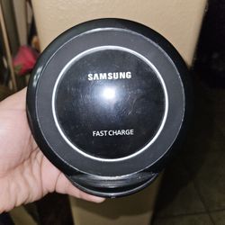 Samsung EP-NG930 Fast Charge Wireless Qi Charging Stand