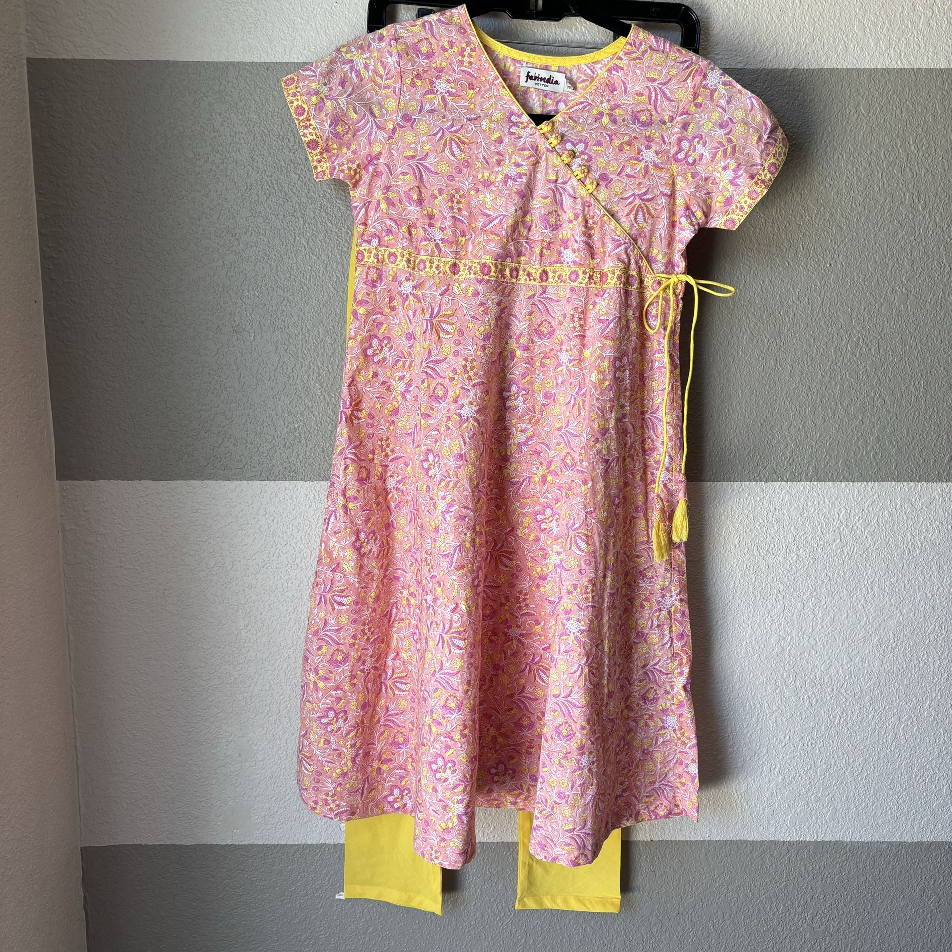 New with Tags Fabindia Girls 8-10 Cotton Dress Pants Outfit V Neck Pink Yellow