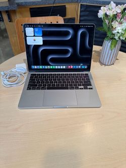 Apple MacBook Air M2 ,2022, 13.6 Inch ,512gb SSD,8GB Ram, 41Battery, original charger