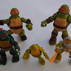 Teenage Mutant Ninja Turtles TMNT Action Figures 