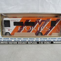 https://offerup.com/redirect/?o=VmEuVGVjaA== Hokies Team Collectible Limited Edition Diecast Winnebago 1:43 Scale 2001 New
