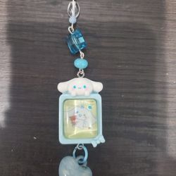 Cinnamon Roll Keychain