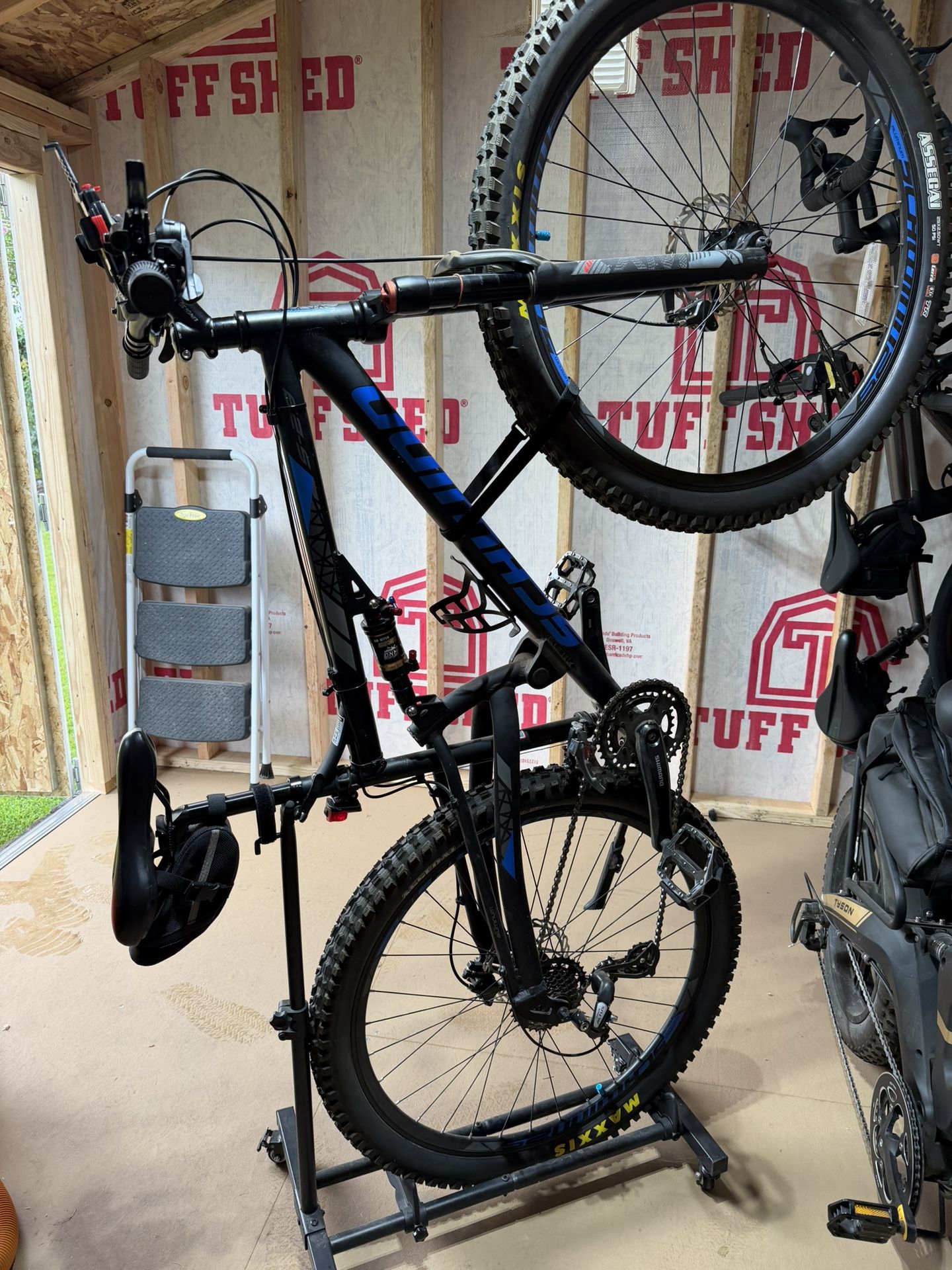 Mountain Bike